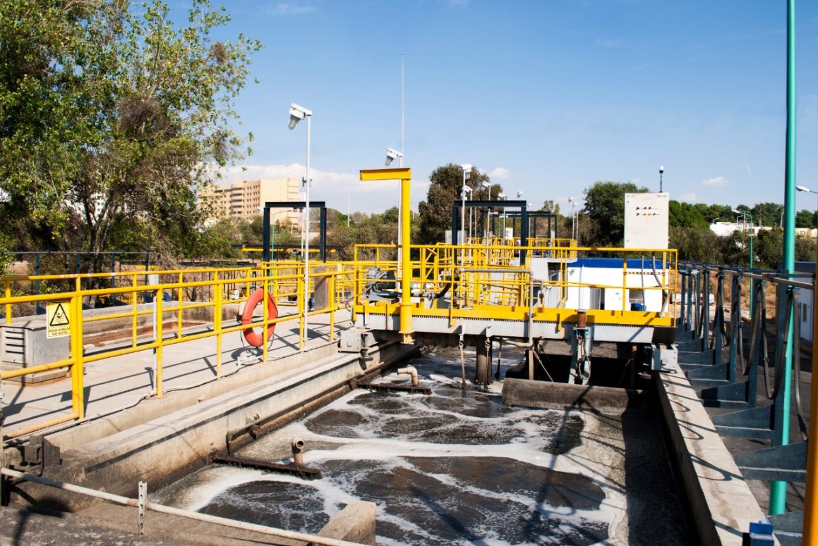 planta de tratamiento de aguas residuales